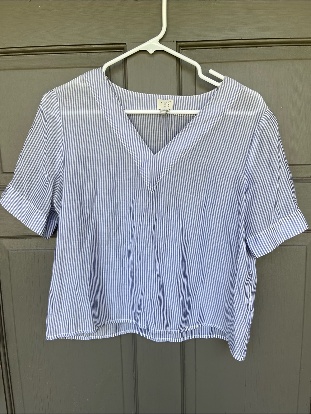 A New Day Blue and White Striped V-Neck Women’s Size Small Blouse